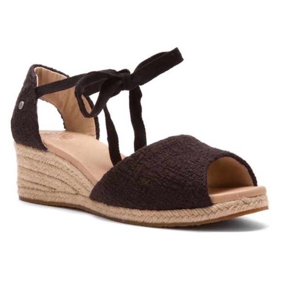 UGG Women's Classic Black Delmar Espadrille Wedges - Picture 1 of 13